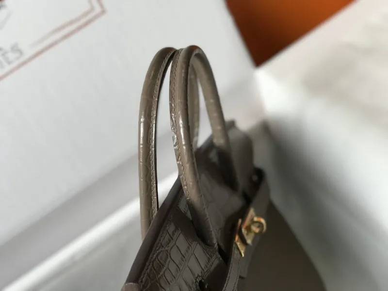 Hermes Taupe Leather Kelly Handbag 635 - Image 4