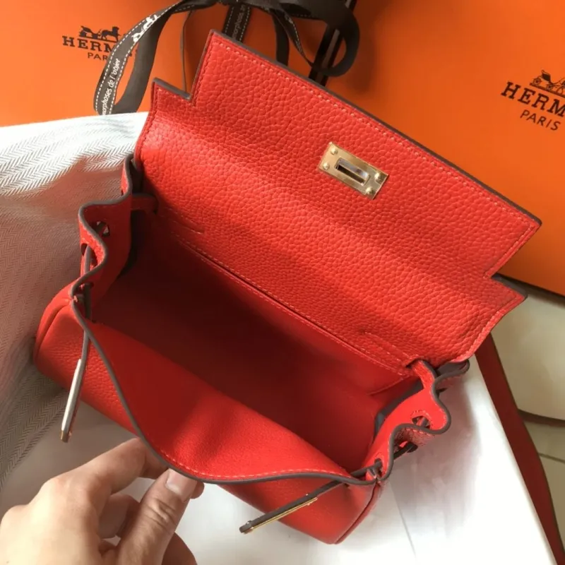 Hermes Red Kelly Leather Handbag - Image 9