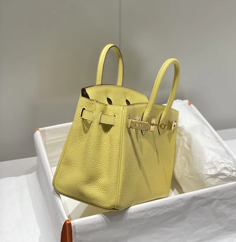 Hermes Yellow Leather Kelly Handbag 685 - Image 4