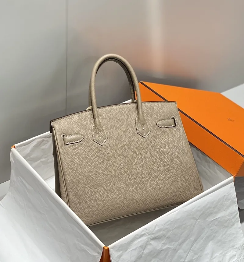Alternative view of Hermes Kelly Bags-687