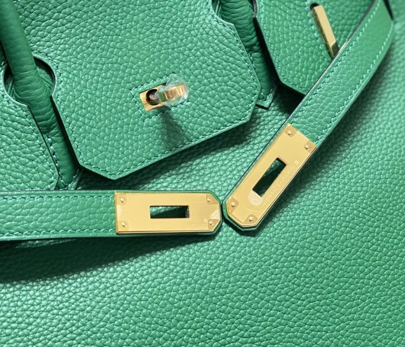 Hermes Green Leather Kelly Handbag 688 - Image 6