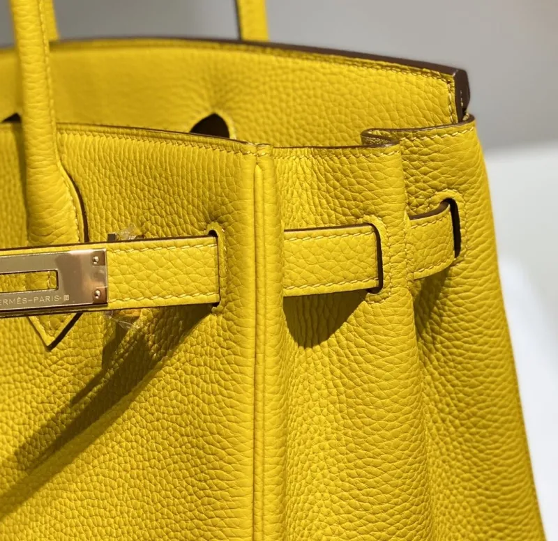 Hermes Yellow Kelly Leather Handbag 689 - Image 7