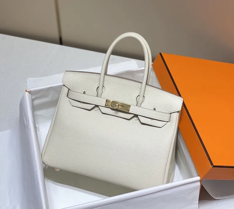 Hermes Off-White Leather Kelly Handbag 692 - Image 3