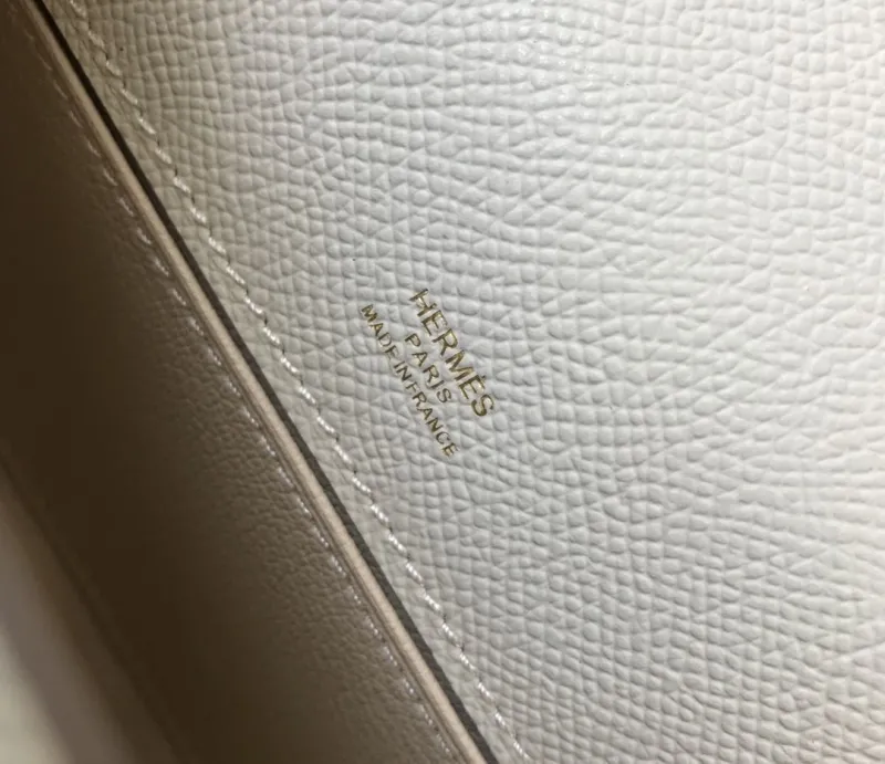 Hermes Kelly DanSe Off-White Leather Handbag - Image 7