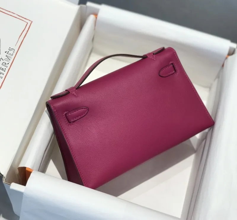 Hermes Kelly DanSe Fuchsia Leather Handbag - Image 3