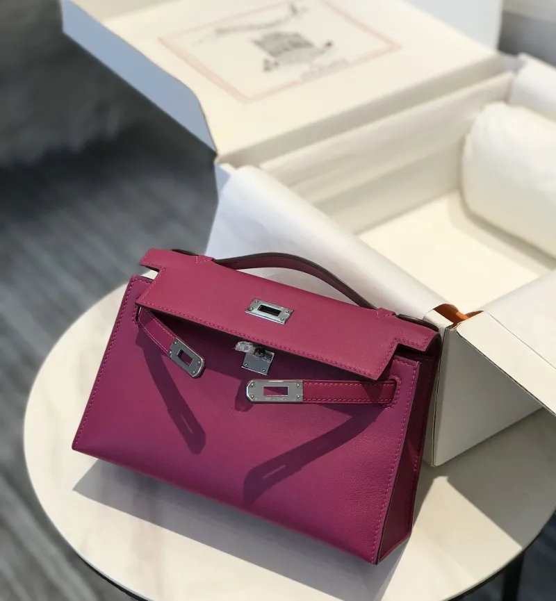 Hermes Kelly DanSe Fuchsia Leather Handbag - Image 4