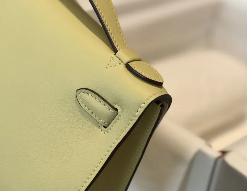 Hermes Pale Yellow Kelly DanSe Bag 25 - Image 7