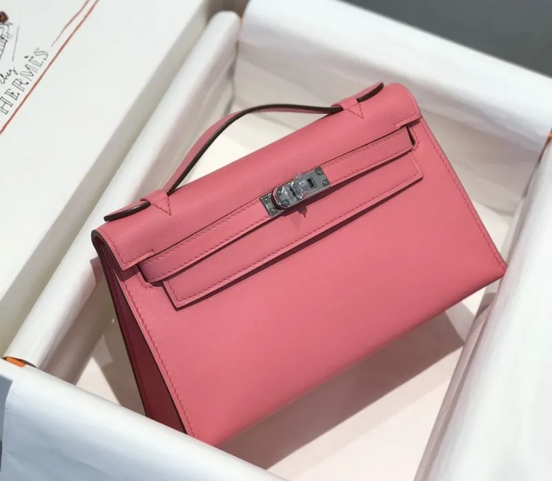 Hermes Pink Kelly DanSe Handbag - Image 3