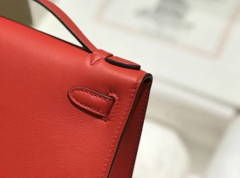Hermes Red Kelly DanSe Handbag 37 - Image 8