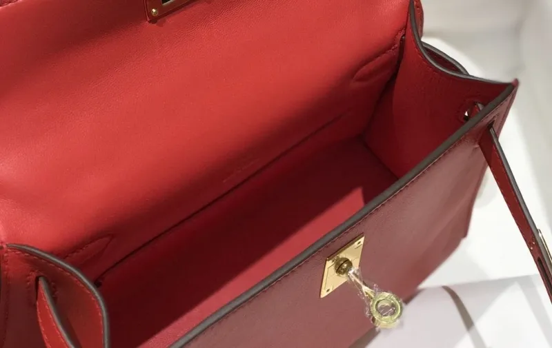 Hermes Red Kelly DanSe Handbag 37 - Image 9