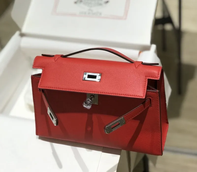 Hermes Red Kelly DanSe Handbag - Image 5