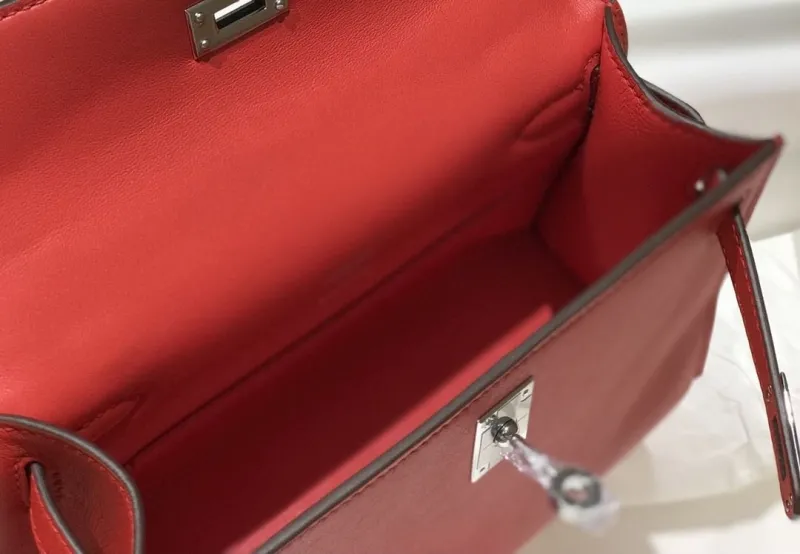 Hermes Red Kelly DanSe Handbag - Image 6