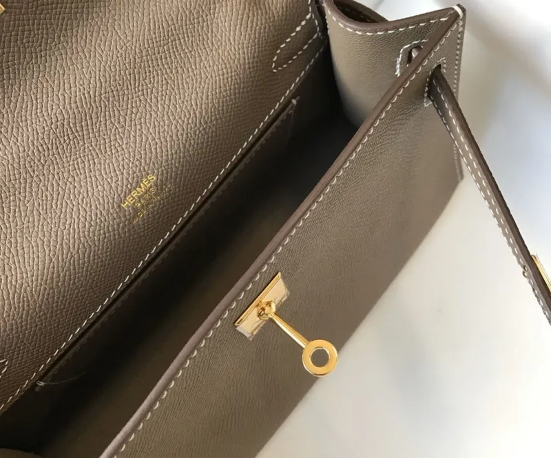 Hermes Kelly DanSe Gray Leather Handbag - Image 9