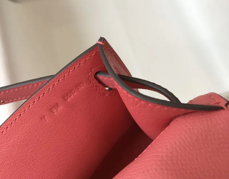 Hermes Pink Leather Kelly DanSe Handbag - Image 8