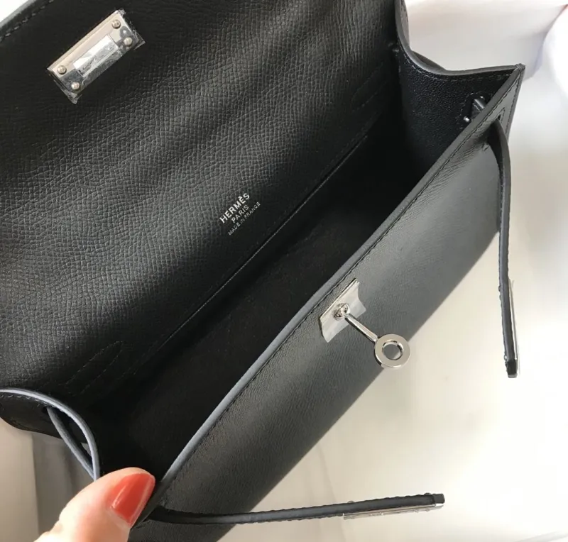 Hermes Black Kelly DanSe Leather Handbag - Image 9