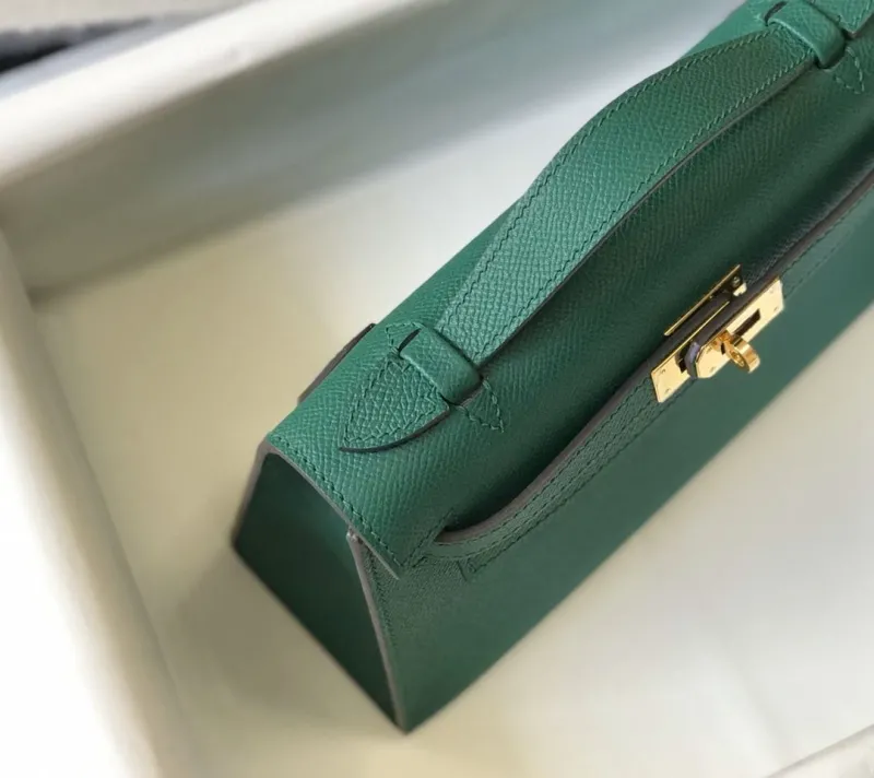 Hermes Kelly DanSe Green Leather Bag 51 - Image 5