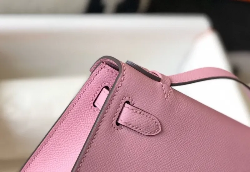 Hermes Pink Kelly DanSe Leather Handbag - Image 4
