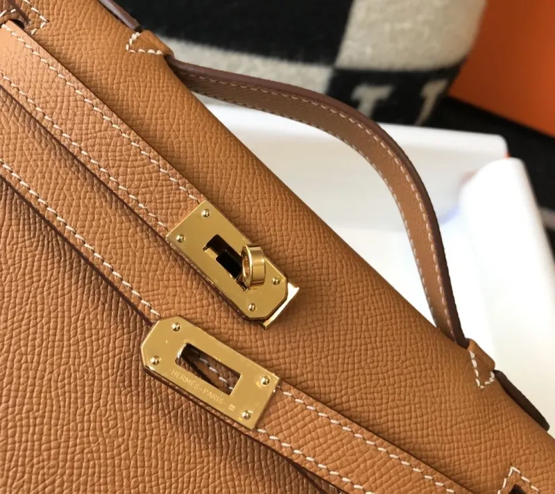 Hermes Brown Kelly DanSe Handbag 57 - Image 7