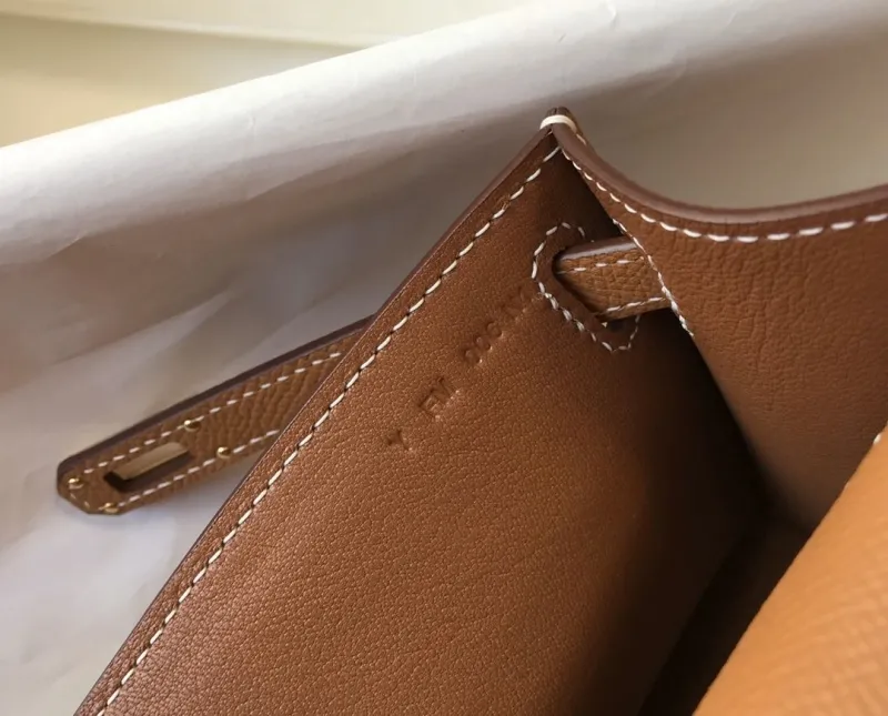 Hermes Brown Kelly DanSe Handbag 57 - Image 8