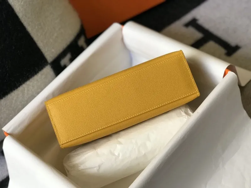 Hermes Yellow Kelly DanSe Leather Handbag - Image 5