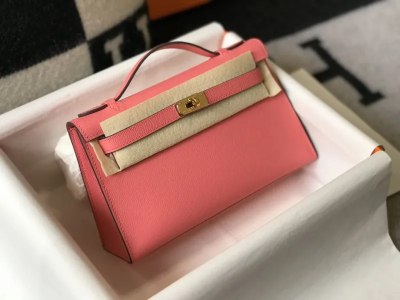 Alternative view of Hermes Pink Kelly DanSe Handbag 61
