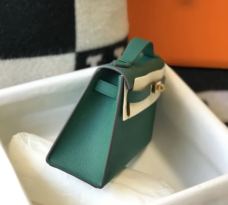 Alternative view of Hermes Green Kelly DanSe Leather Handbag