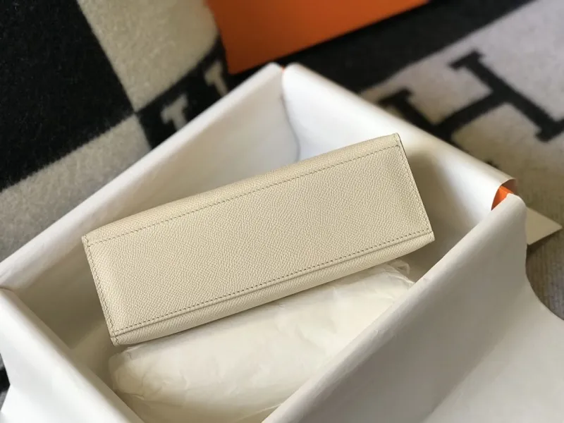 Hermes Cream Kelly DanSe Bag 65 - Image 5