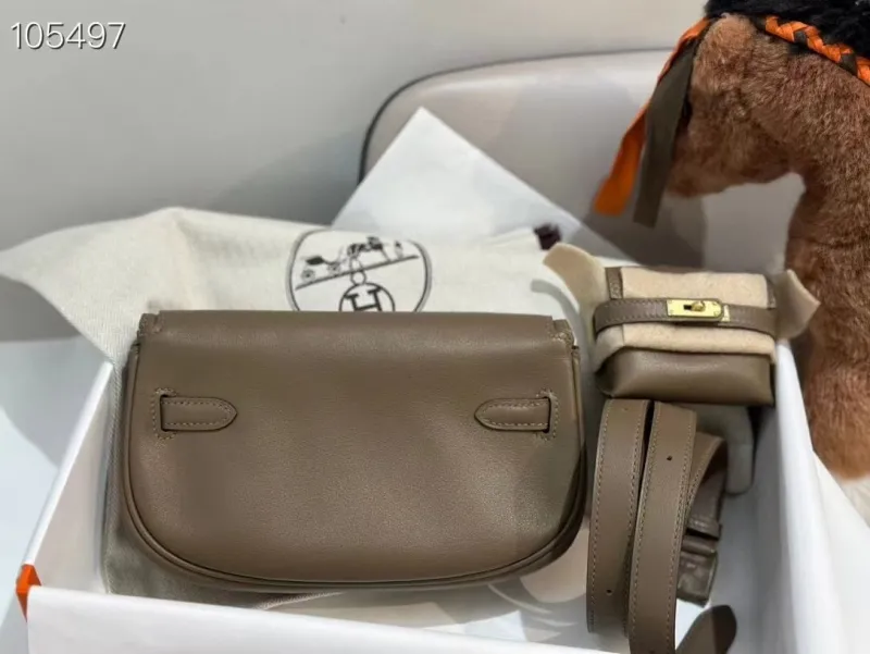 Alternative view of Hermes Kelly Moove Bags-5