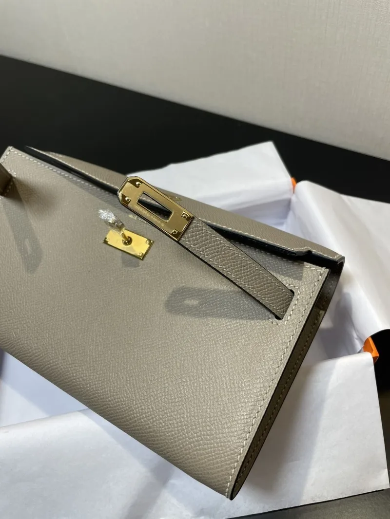 Hermes Gray Kelly WOC Leather Clutch Bag - Image 5