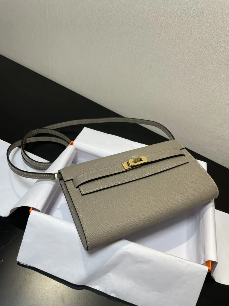 Hermes Gray Kelly WOC Leather Clutch Bag - Image 8