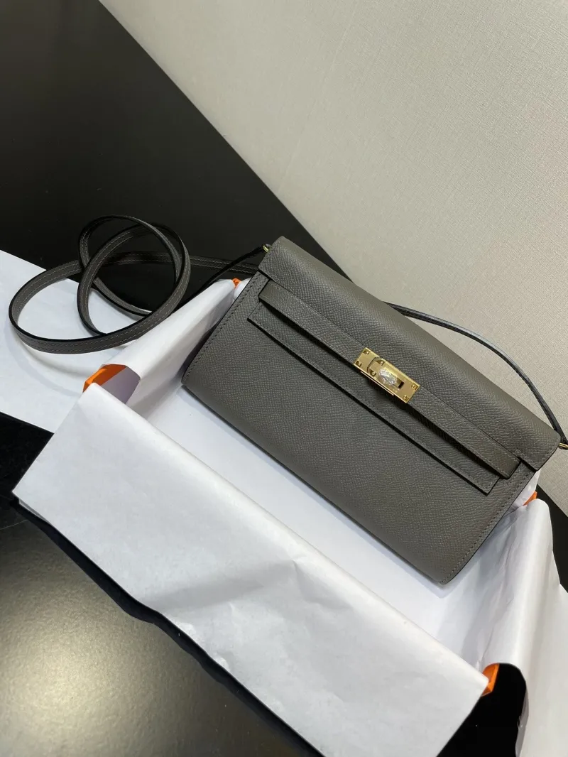Hermes Gray Kelly WOC Leather Clutch Bag - Image 6