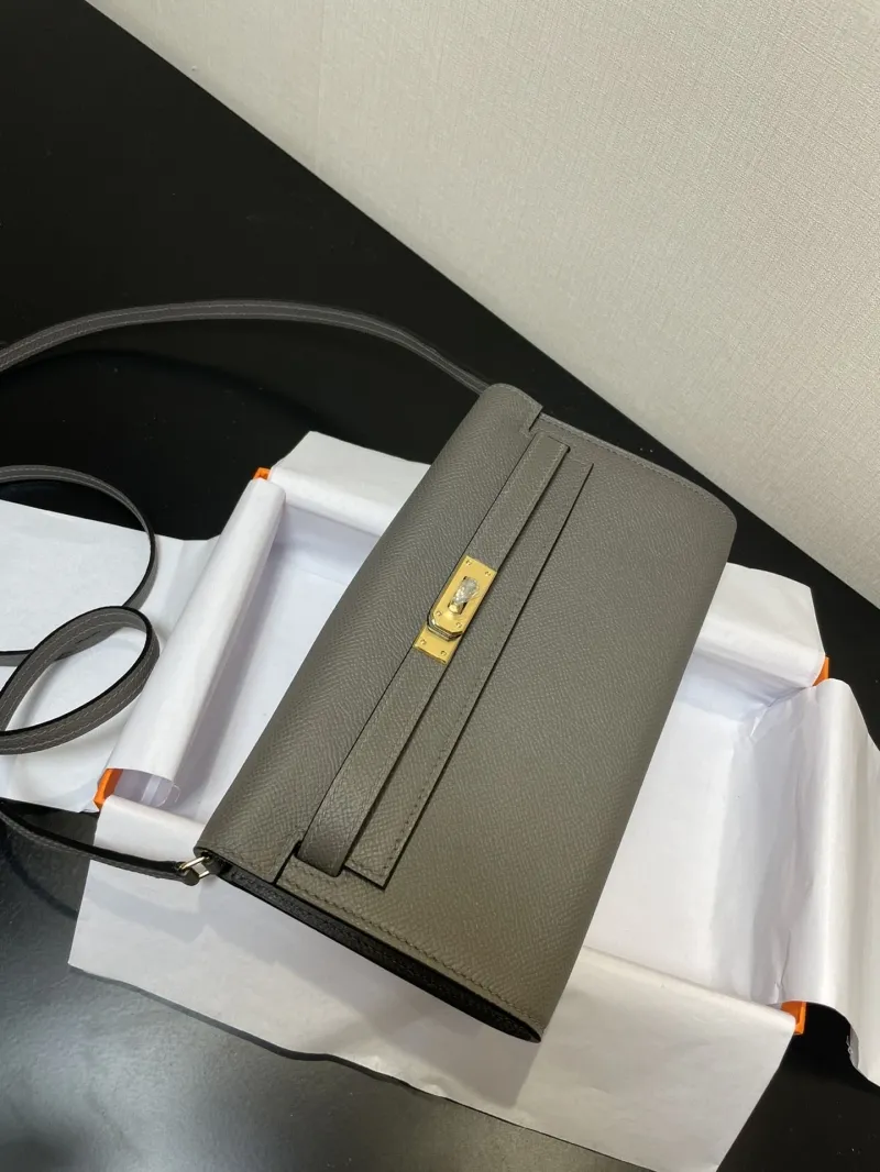 Hermes Gray Kelly WOC Leather Clutch Bag - Image 8