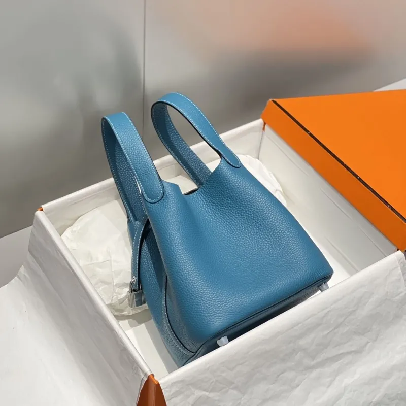 Hermes Blue Picotin Leather Handbag - Image 3