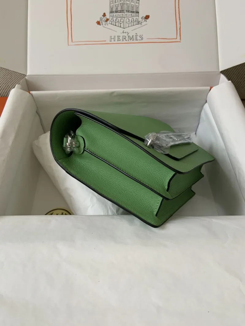 Hermes Green Roulis Leather Crossbody Bag - Image 3