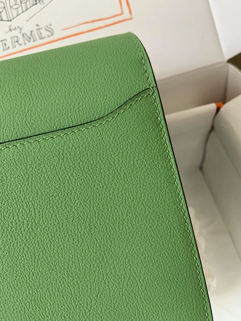 Hermes Green Roulis Leather Crossbody Bag - Image 6