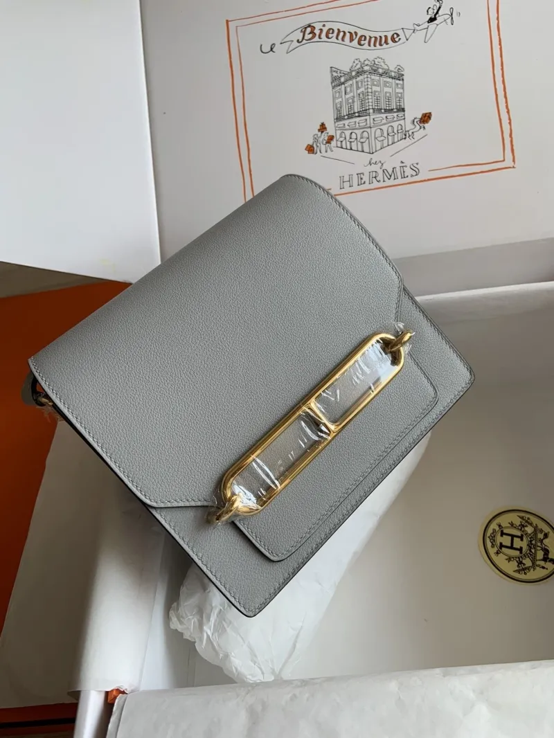Hermes Gray Roulis Leather Crossbody Bag - Image 9