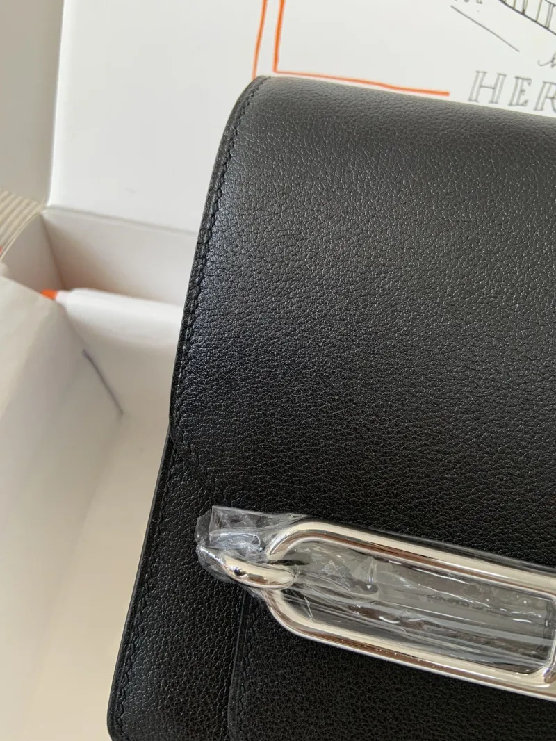 Hermes Black Roulis Leather Crossbody Bag - Image 5