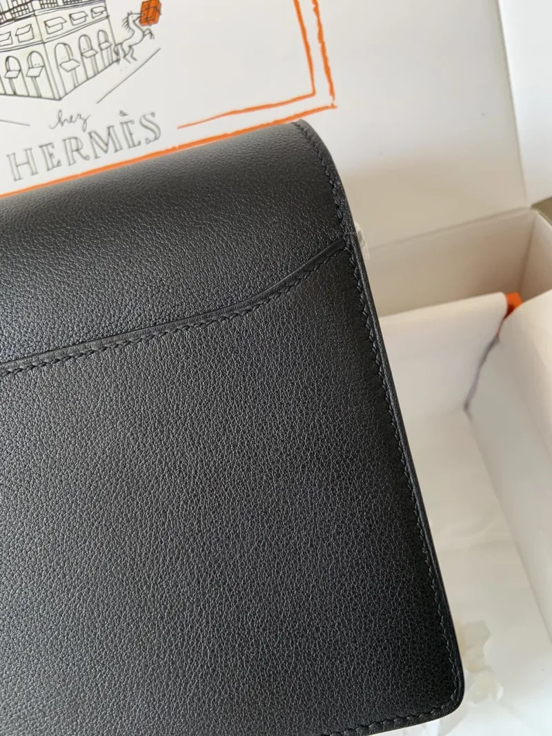 Hermes Black Roulis Leather Crossbody Bag - Image 6