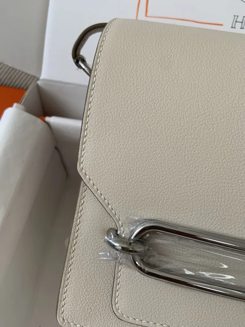 Hermes Beige Roulis Crossbody Bag - Image 5