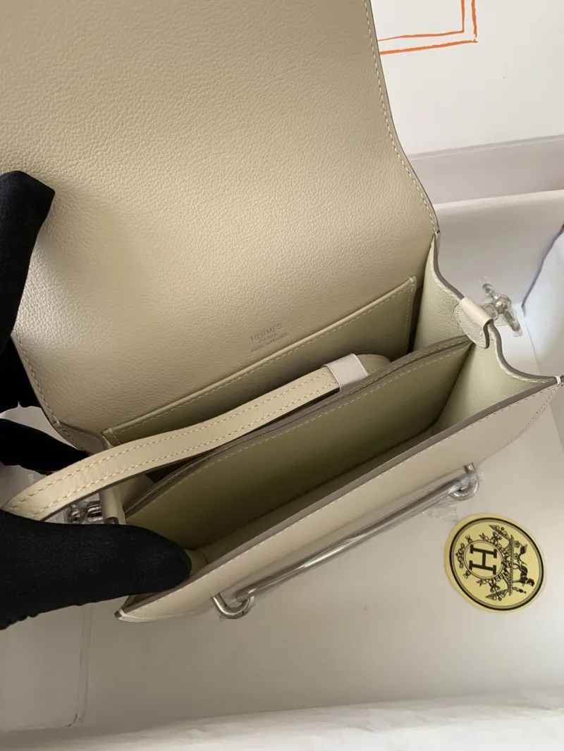 Hermes Beige Roulis Crossbody Bag - Image 7