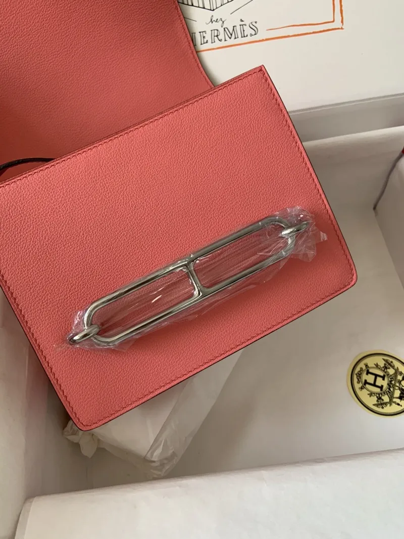 Alternative view of Hermes Roulis Bags-10