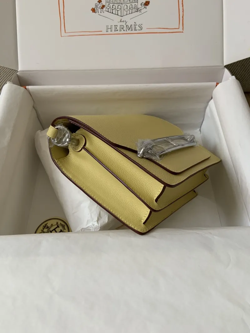 Alternative view of Hermes Roulis Bags-14