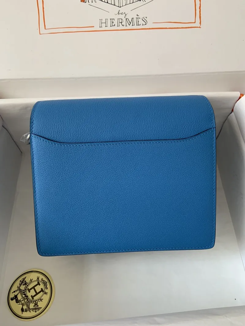 Alternative view of Hermes Roulis Bags-18