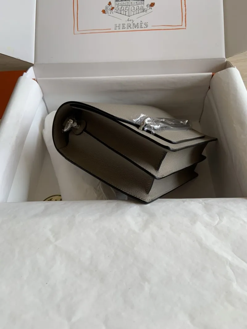 Hermes Roulis 19 Gray Leather Bag - Image 3