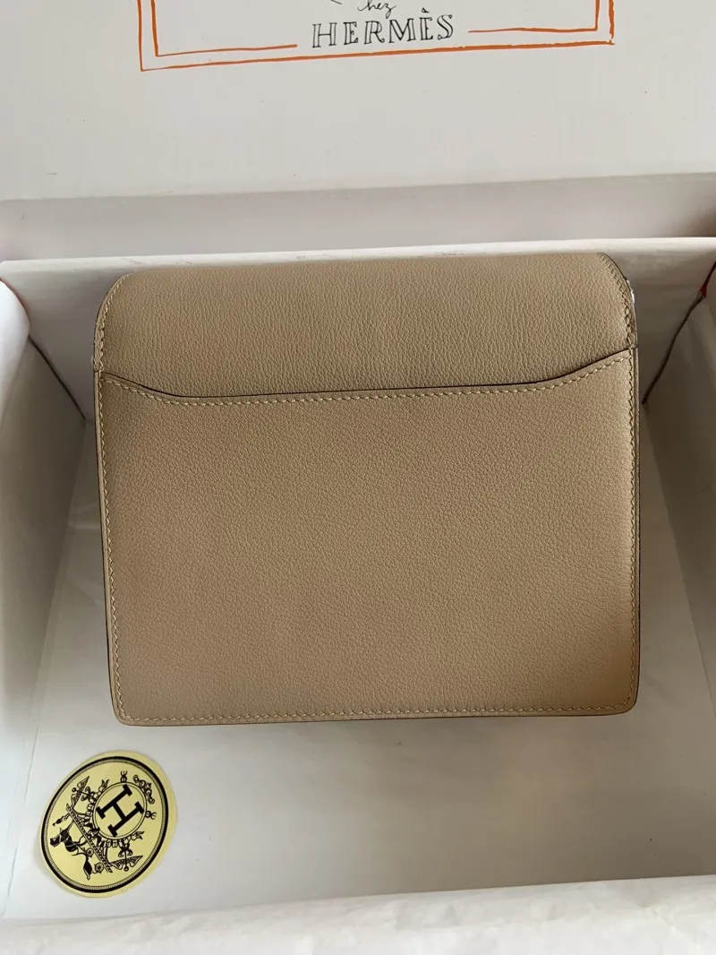 Alternative view of Hermes Roulis Bags-21