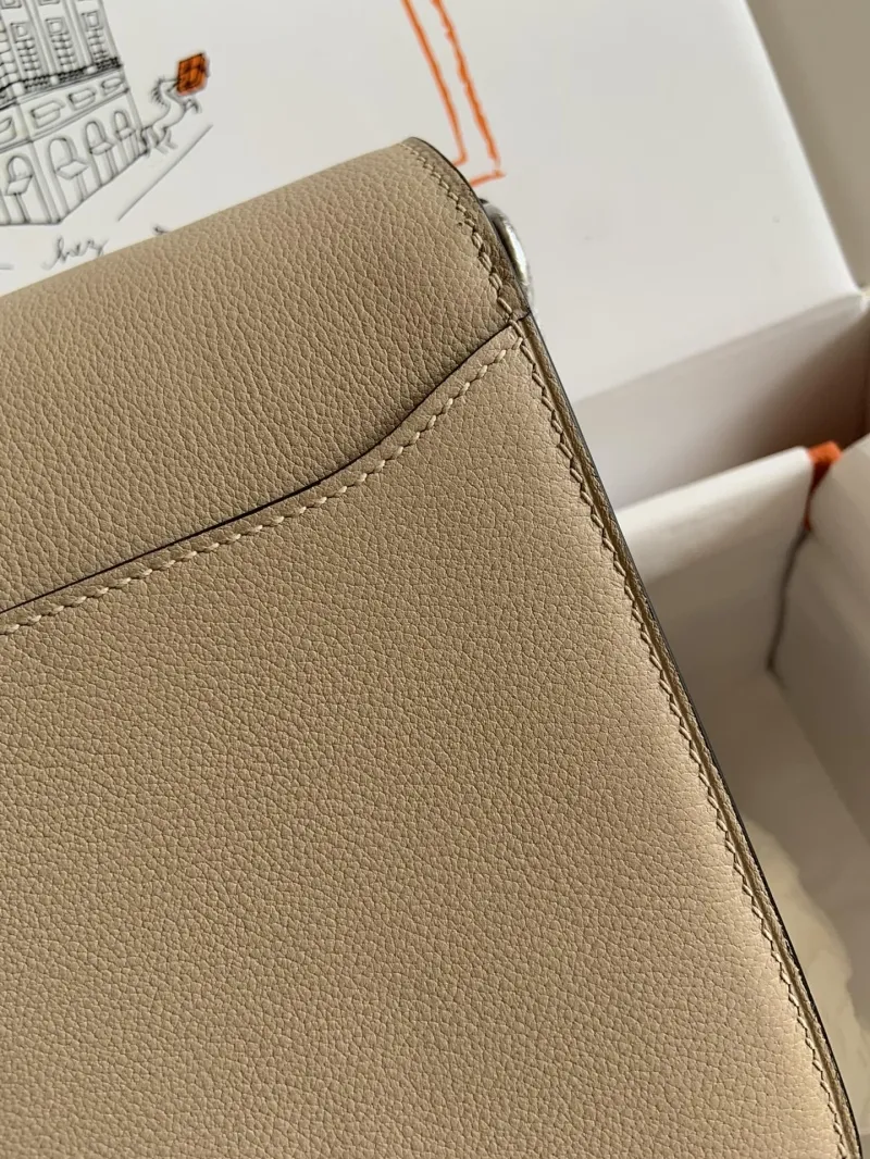 Hermes Roulis 21 Beige Leather Crossbody Bag - Image 6