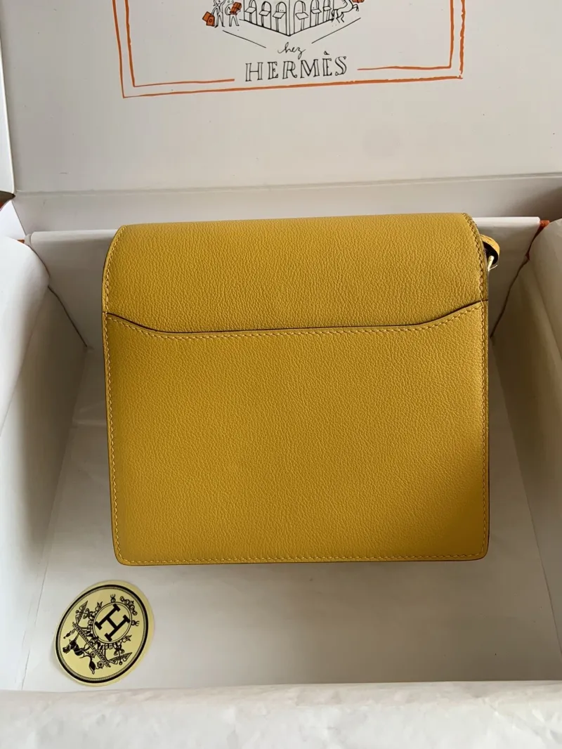 Alternative view of Hermes Roulis Bags-24