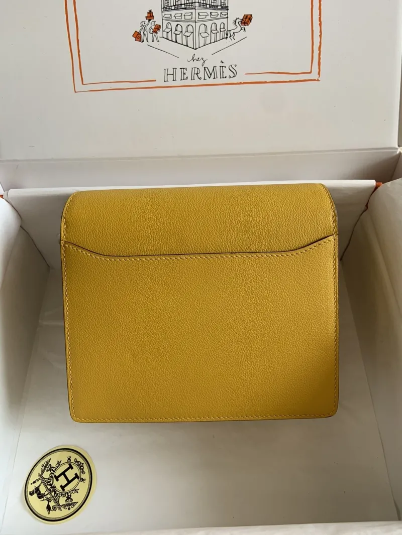 Alternative view of Hermes Roulis Bags-25