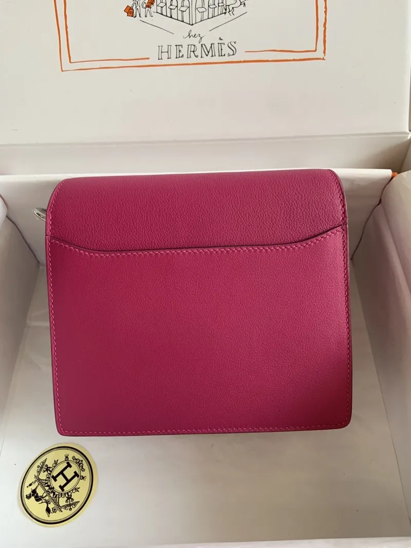Alternative view of Hermes Roulis Bags-27
