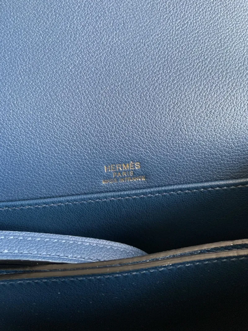 Hermes Roulis 28 Blue Leather Crossbody Bag - Image 8